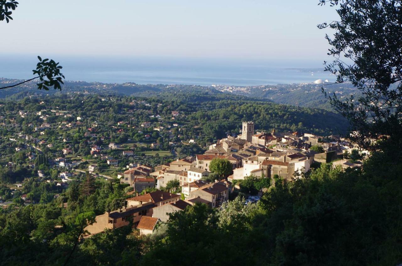 Bed & Breakfast Les Lillas Saint-Jeannet  Dış mekan fotoğraf